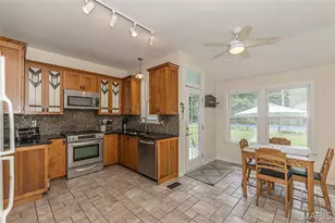 326 W Essex Ave, Kirkwood, MO 63122 - Photo 17