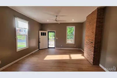 3712 Phillips Place, Saint Louis, MO 63116 - Photo 9