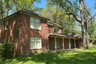2055 N Ballas Rd, Des Peres, MO 63131 - Photo 3
