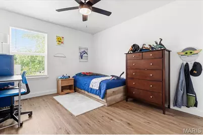 21 W Waymire Avenue, Saint Louis, MO 63119 - Photo 23