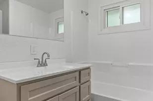 38 Westdell Dr, Saint Louis, MO 63136 - Photo 19