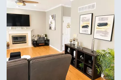 1126 Manor Cove Drive, Saint Charles, MO 63304 - Photo 9