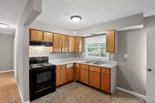 6814 Frostview Ln, Saint Louis, MO 63134 - Photo 17