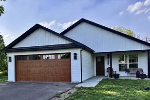 507 Hawthorne St, Desloge, MO 63601 - Photo 1