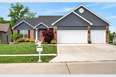 1 Timber Bluff Court, Wentzville, MO 63385 - Photo 1