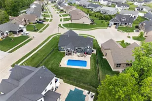 1 Timber Bluff Ct, Wentzville, MO 63385 - Photo 35