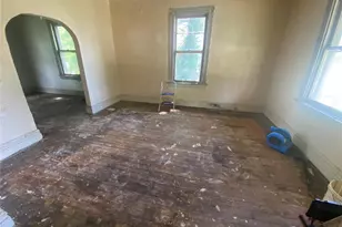 6213 Westerhoff Ave, Saint Louis, MO 63121 - Photo 5