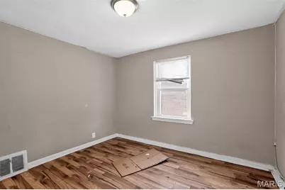 4607 Seattle Street, Saint Louis, MO 63121 - Photo 11