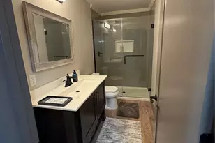 10429 Appomattox Station Ct, Saint Louis, MO 63123 - Photo 9