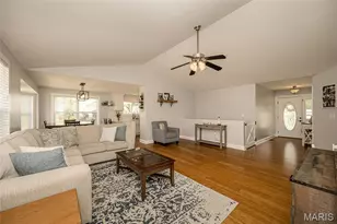 179 Cherrywood Parc Dr, O'Fallon, MO 63368 - Photo 5