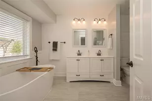 179 Cherrywood Parc Dr, O'Fallon, MO 63368 - Photo 13