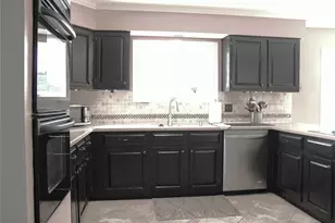 850 Ivy Trace, Ballwin, MO 63021 - Photo 3