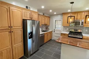 1060 E Linden Ave, Richmond Heights, MO 63117 - Photo 7