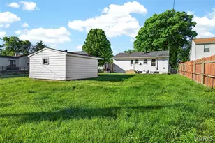 4317 Heidelberg Ave, Saint Louis, MO 63123 - Photo 29
