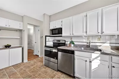 4317 Heidelberg Avenue, Saint Louis, MO 63123 - Photo 3