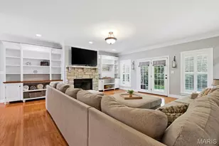 5532 Wooded Creek Dr, O'Fallon, MO 63304 - Photo 7