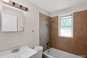 8110 Underhill Dr, University City, MO 63114 - Photo 19