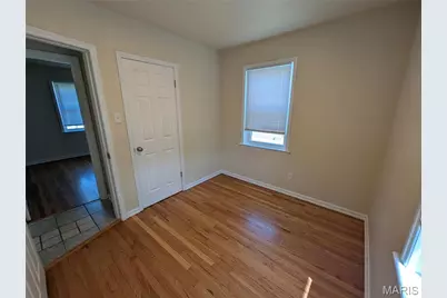 20 Derhake Road, Saint Louis, MO 63031 - Photo 9
