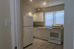 20 Derhake Rd, Saint Louis, MO 63031 - Photo 5