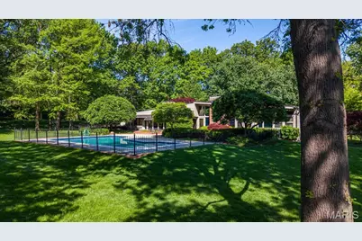 50 Creekwood Lane, Saint Louis, MO 63124 - Photo 7
