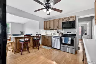 10338 St Henry Ln, Saint Ann, MO 63074 - Photo 11