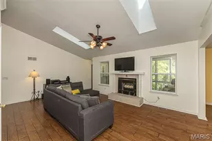 9508 Bent Tree Dr, Hillsboro, MO 63050 - Photo 9
