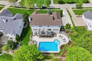319 Braeswick Dr, Lake Saint Louis, MO 63367 - Photo 3