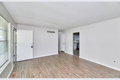 11970 Del Reo Court, Saint Louis, MO 63138 - Photo 7
