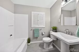 860 Loekes Dr, Florissant, MO 63031 - Photo 11