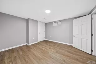 860 Loekes Dr, Florissant, MO 63031 - Photo 21