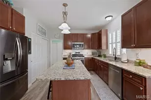 7357 Macleod Ln, O'Fallon, MO 63368 - Photo 13