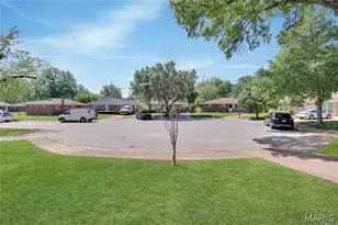 1592 Mendell Dr, University City, MO 63130 - Photo 43