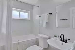 1592 Mendell Dr, University City, MO 63130 - Photo 21