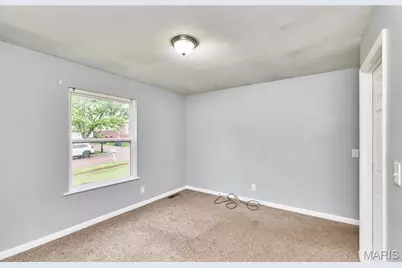 11879 Galba Drive, Florissant, MO 63033 - Photo 9