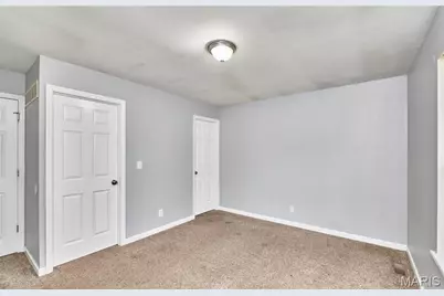11879 Galba Drive, Florissant, MO 63033 - Photo 13