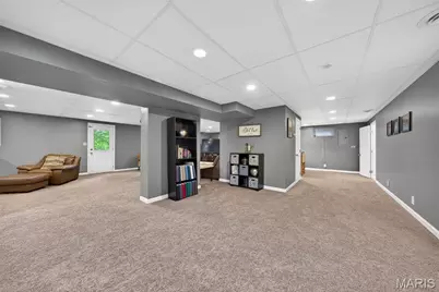 614 S Carolina Court, Saint Charles, MO 63303 - Photo 43