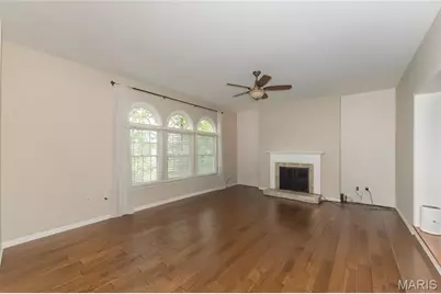 18133 Edgewood Circle, Wildwood, MO 63038 - Photo 9