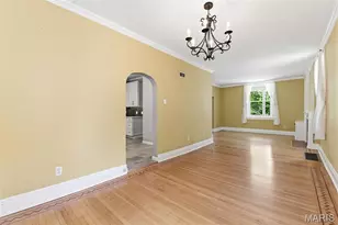 7227 El Moro Ave, Richmond Heights, MO 63117 - Photo 7