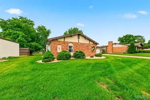 8 Lake Hill Dr, Saint Peters, MO 63376 - Photo 33