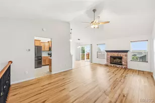 911 Pittsburg Landing Dr, Wentzville, MO 63385 - Photo 5