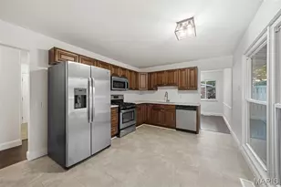 3175 Harness Dr, Florissant, MO 63033 - Photo 11