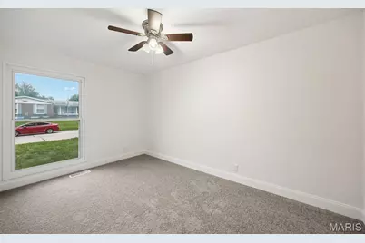 3175 Harness Drive, Florissant, MO 63033 - Photo 19