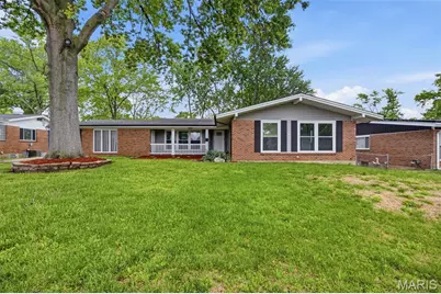 3175 Harness Drive, Florissant, MO 63033 - Photo 1