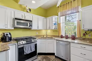 7507 Virginia Ave, Saint Louis, MO 63111 - Photo 9