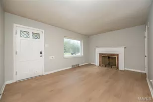 5551 Sutherland Ave, Saint Louis, MO 63109 - Photo 5