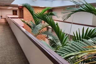 950 E Rue De La Banque, Creve Coeur, MO 63141 - Photo 17