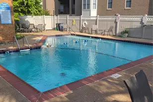 950 E Rue De La Banque, Creve Coeur, MO 63141 - Photo 13