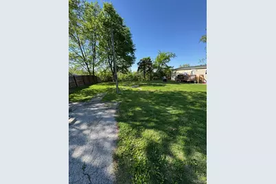 1702 Willow Drive, Pevely, MO 63070 - Photo 7