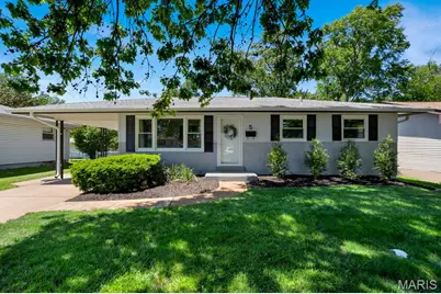 5 Manor Drive, Florissant, MO 63031 - Photo 1