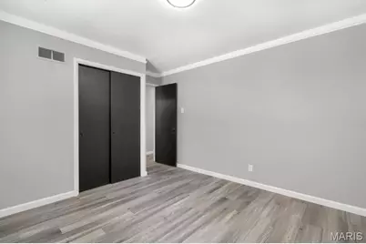 5 Manor Drive, Florissant, MO 63031 - Photo 21